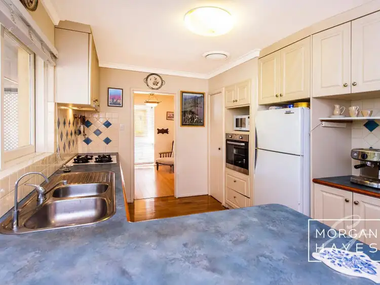 Sixth view of Homely house listing, 1 Delphi Court, Rossmoyne WA 6148