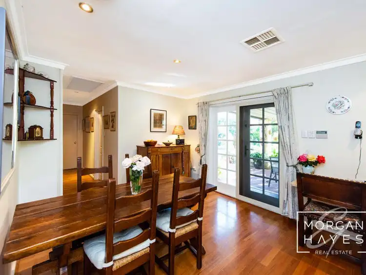 Seventh view of Homely house listing, 1 Delphi Court, Rossmoyne WA 6148