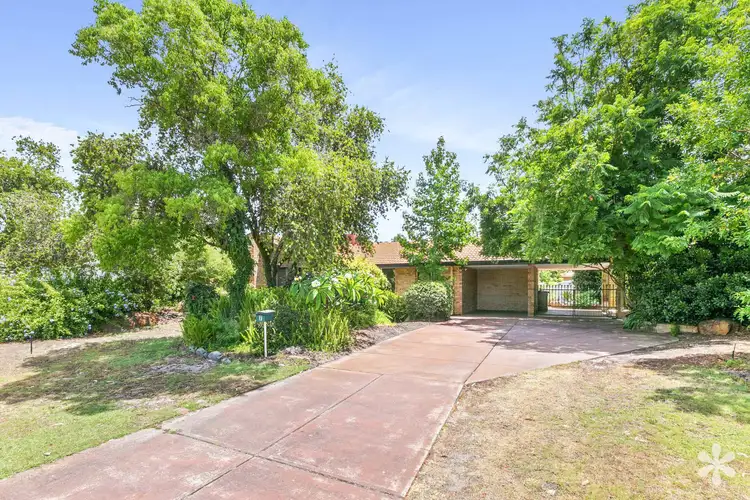 7 Findlay Road, Leeming WA 6149