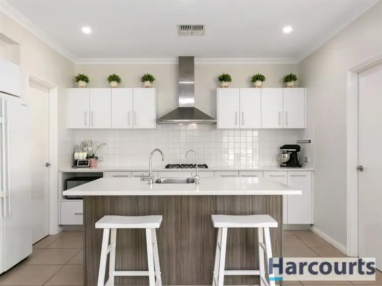 Fifth view of Homely house listing, 9 Hygeia Bend, Atwell WA 6164