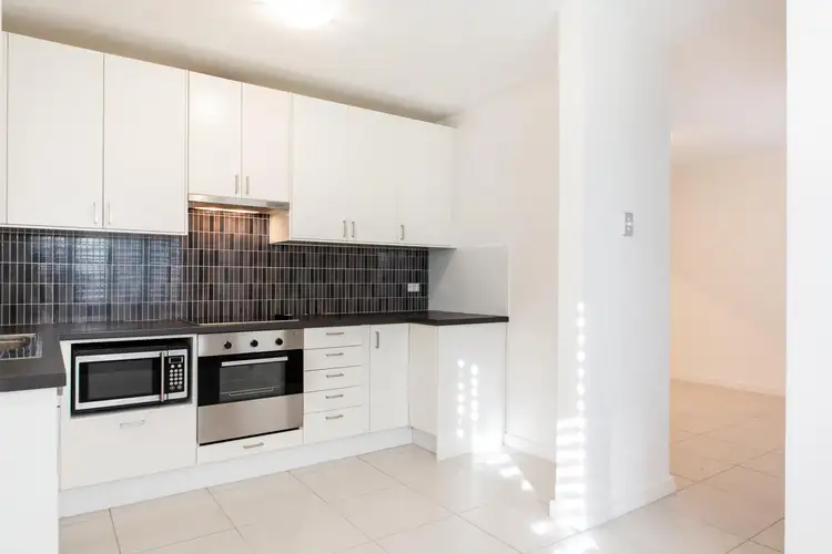 Fifth view of Homely unit listing, 8/61 Stanley St, Scarborough WA 6019