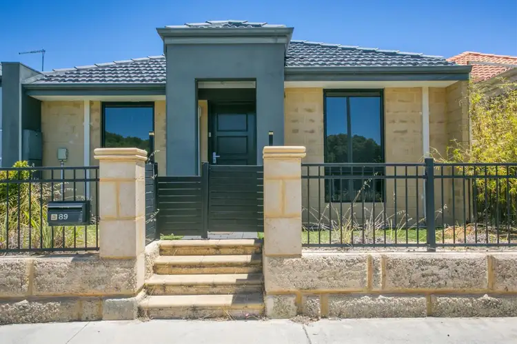 89 Holdsworth Avenue