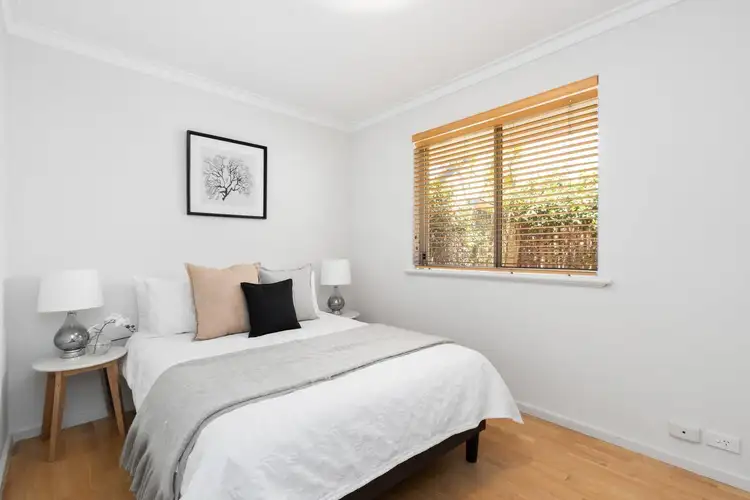 Fifth view of Homely villa listing, 5/10 Dover Road, Scarborough WA 6019