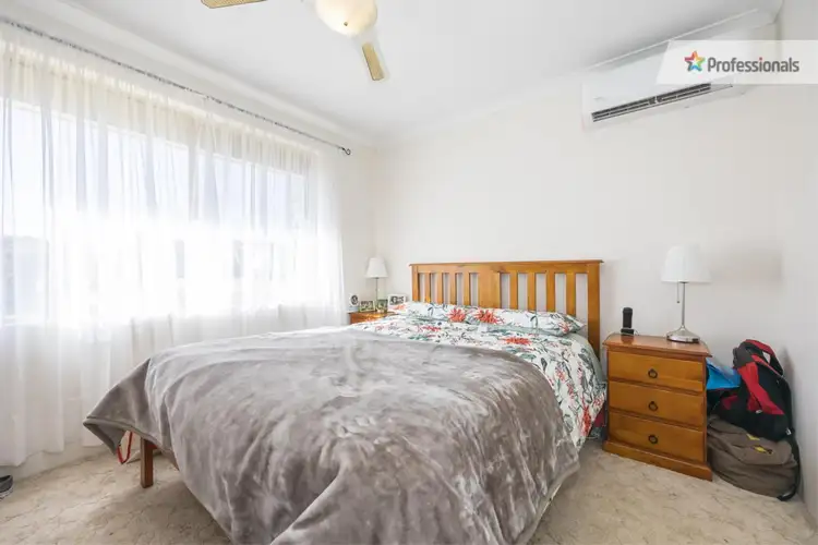 Third view of Homely house listing, 6 Wenstead Place, Stratton WA 6056