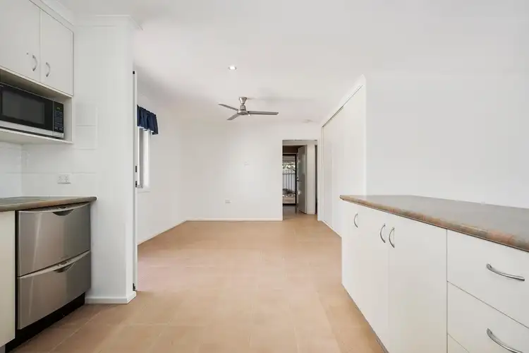 Sixth view of Homely house listing, 2 Rouse Court, Millars Well WA 6714