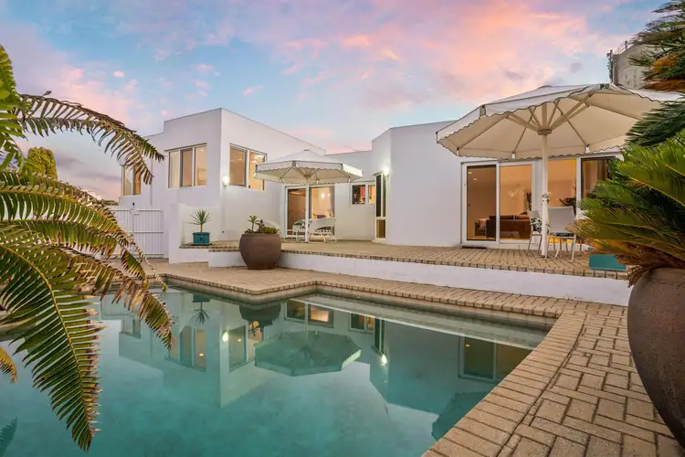 9 Taris Place, Karrinyup WA 6018