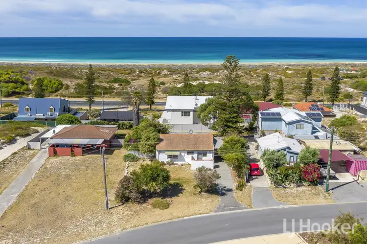 Second view of Homely house listing, 6 Springhill Place, Two Rocks WA 6037