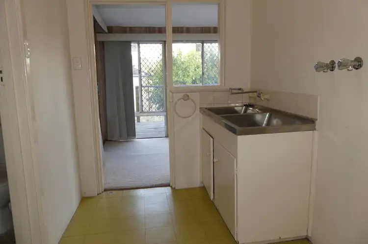 Sixth view of Homely house listing, 2 Taree Street, St James WA 6102