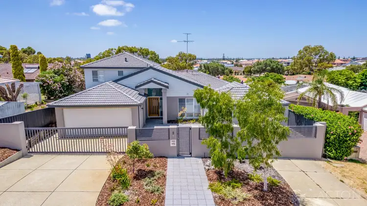 15 Carina Circle, Halls Head WA 6210