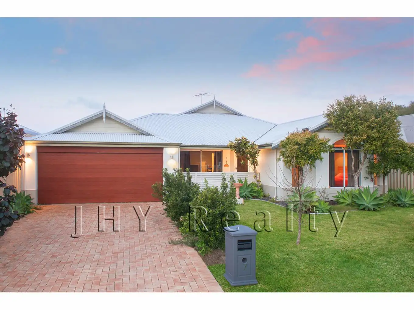 Main view of Homely house listing, 7 Hibbertia Green, Broadwater WA 6280