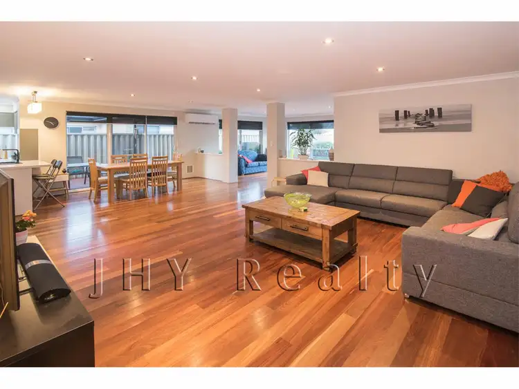 Third view of Homely house listing, 7 Hibbertia Green, Broadwater WA 6280