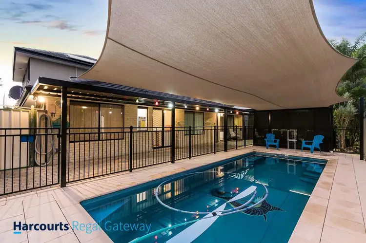 15 Reeves Entrance, Success WA 6164