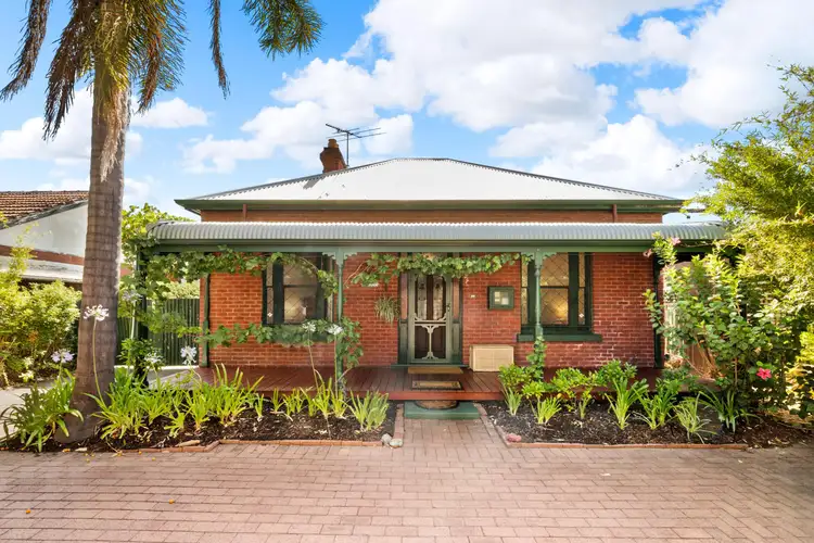 39 East Street, Guildford WA 6055