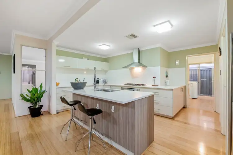 15 Traviata Crescent, The Vines WA 6069