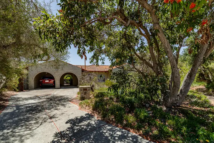 6 Mellor Court, Karrinyup WA 6018