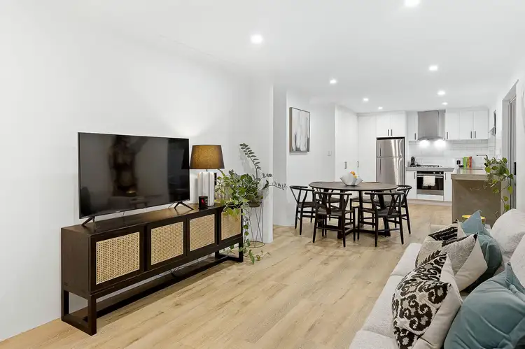 8/22 Calais Road, Scarborough WA 6019