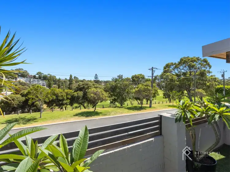 Main view of Homely house listing, 2/18 Joyce Street, Scarborough WA 6019