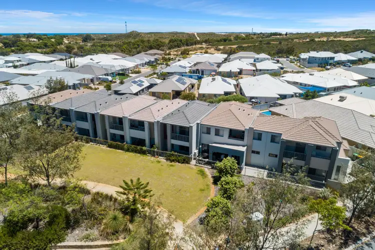 4/22 Scrubwren Circuit, Alkimos WA 6038