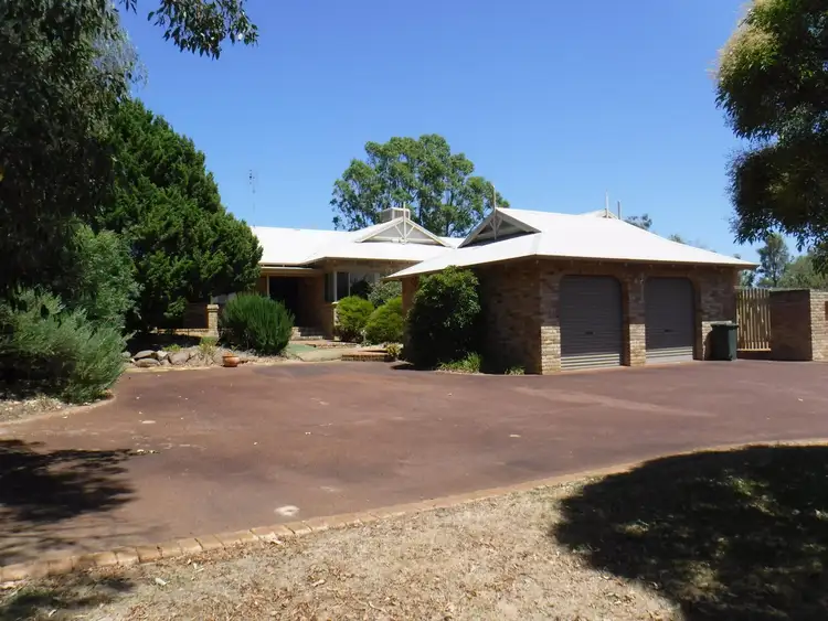 18 Hudson Place, Leschenault WA 6233