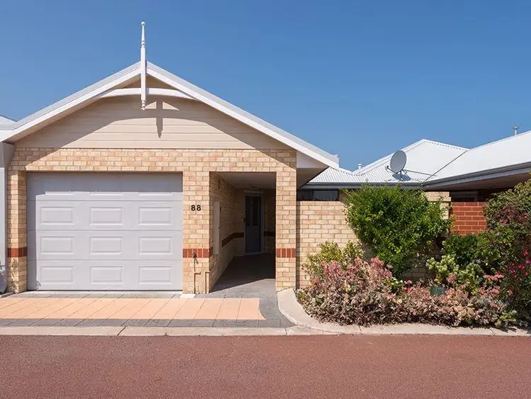 88/84 Collick Street, Hilton WA 6163