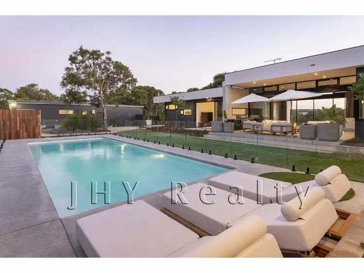 52 Carnarvon Castle Drive, Eagle Bay WA 6281