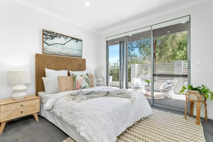 2/193 Grand Promenade, Doubleview WA 6018
