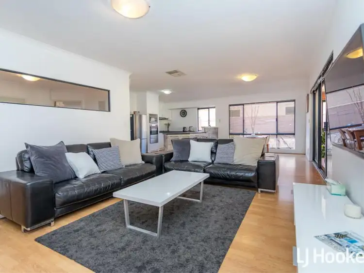 Sixth view of Homely house listing, 8 Cadoux Promenade, Canning Vale WA 6155