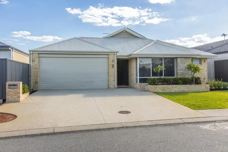 Second view of Homely house listing, 3 Wintergreen Crescent, Treeby WA 6164