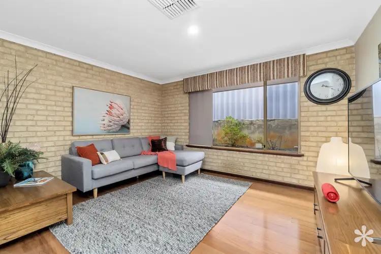 Fifth view of Homely house listing, 1 Leigh Close, Willetton WA 6155