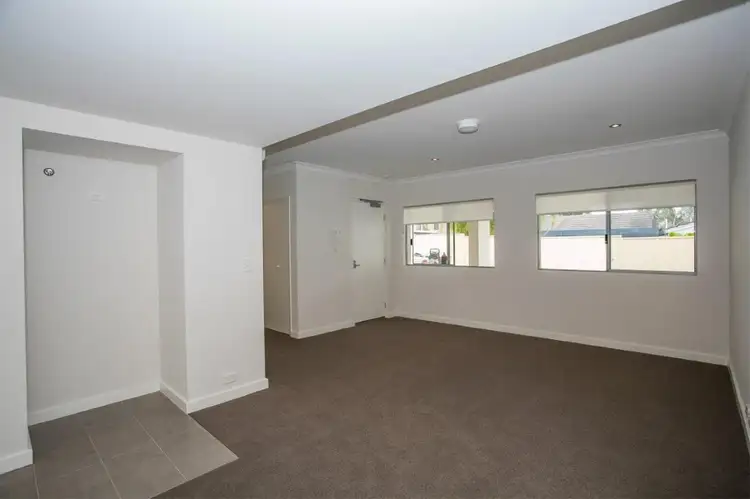 Fifth view of Homely apartment listing, 2/7 Roberts Road, Lathlain WA 6100