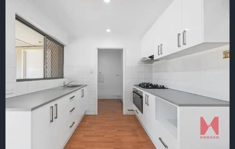 Sixth view of Homely house listing, 33 Hibbertia Crescent, Riverton WA 6148