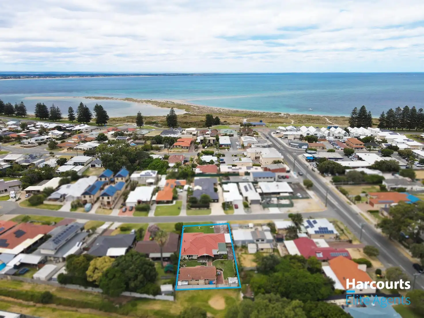 Main view of Homely house listing, 2 Radford Place, Safety Bay WA 6169