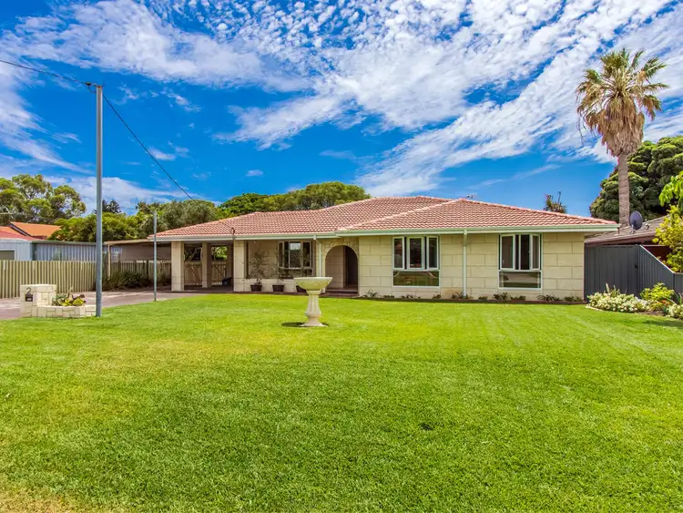 Fourth view of Homely house listing, 2 Radford Place, Safety Bay WA 6169
