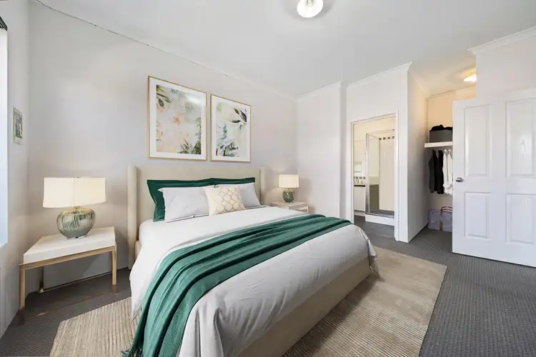 97 Grassdale Parkway