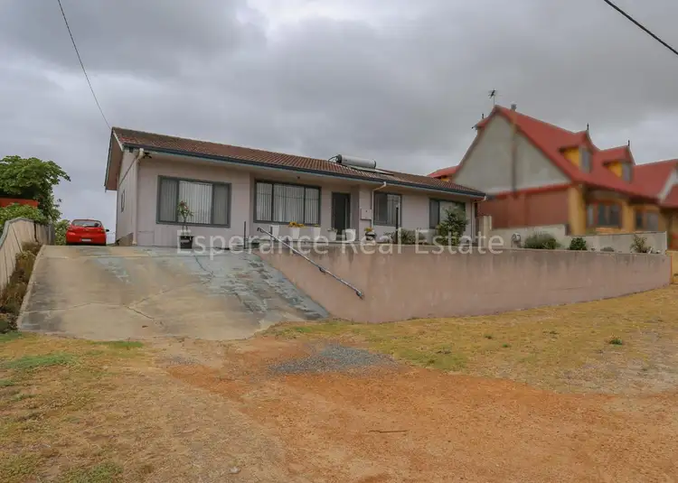 10 Walmsley Street, Castletown WA 6450