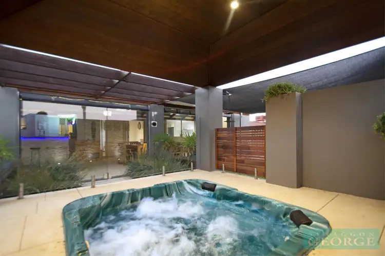 Fifth view of Homely house listing, 10 Bannerman Court, Marangaroo WA 6064