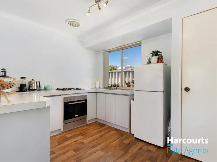 Fourth view of Homely villa listing, 1/7 Greenlea Crescent, Warnbro WA 6169