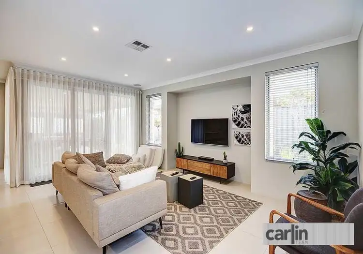 Sixth view of Homely house listing, 10 Aniseed Road, Treeby WA 6164