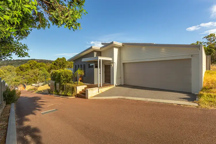 Second view of Homely house listing, 7/32 Salter Road, Mount Nasura WA 6112