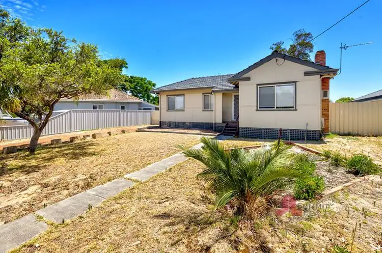 52 Hands Avenue, Carey Park WA 6230