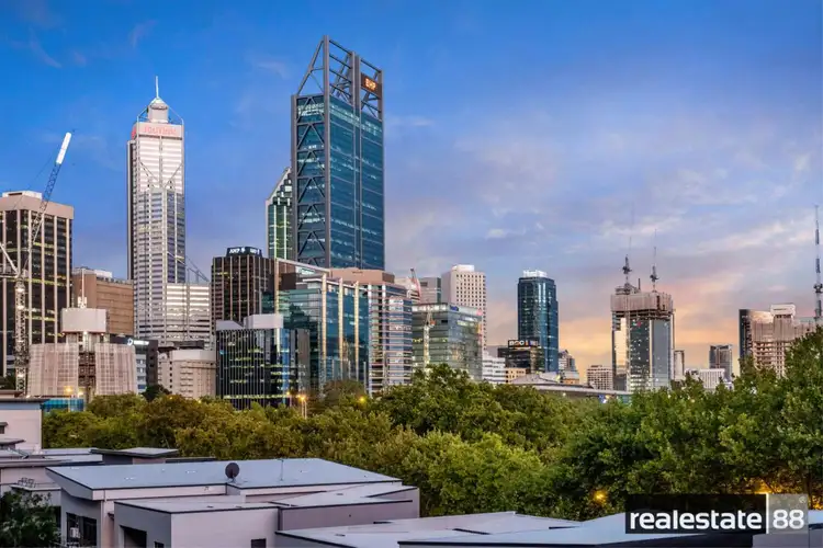 17/128 Mounts Bay Road, Perth WA 6000