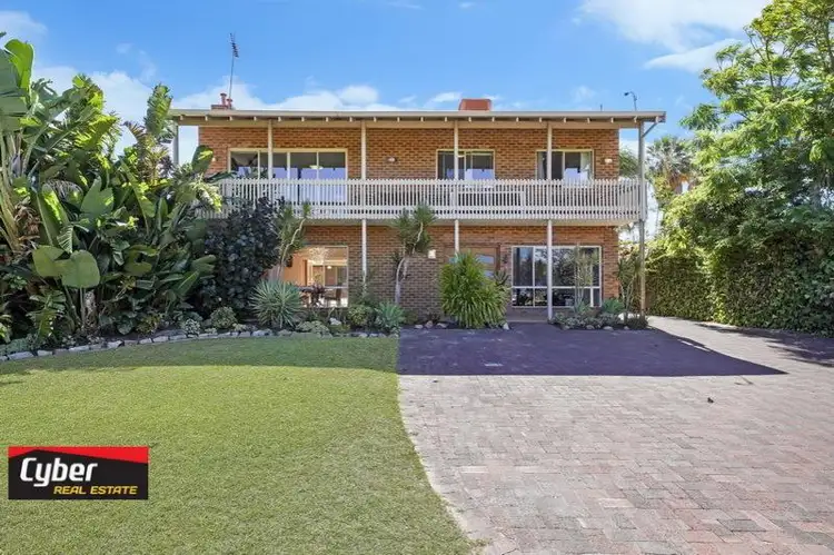 212 Burke Drive, Attadale WA 6156