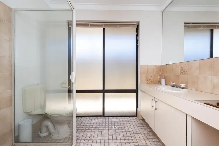 Fifth view of Homely house listing, 15 Florey Place, Huntingdale WA 6110