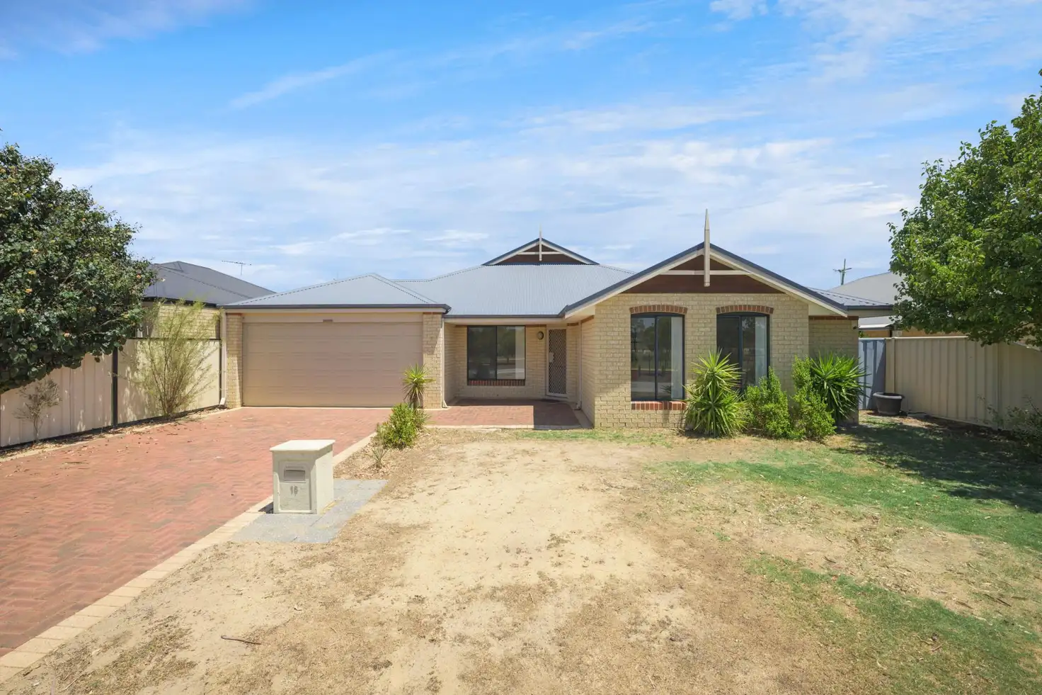 Main view of Homely house listing, 18 Lenihan Corner, Wattle Grove WA 6107