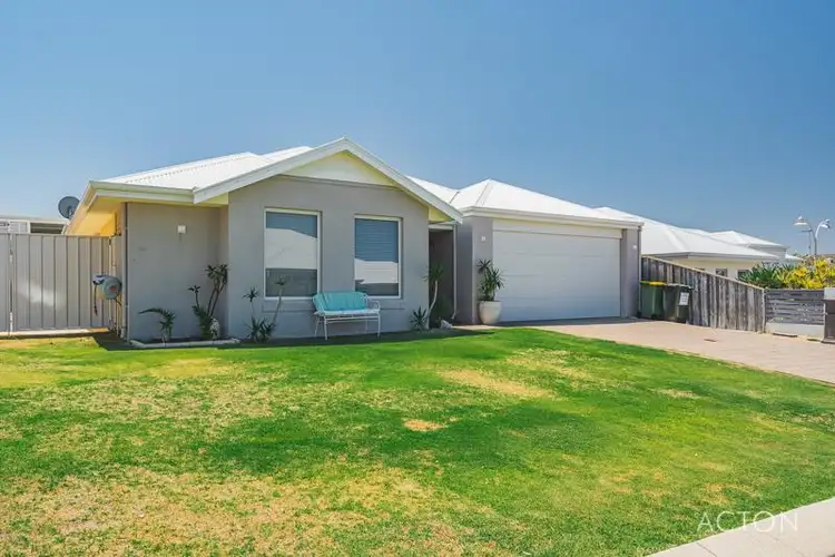 13 Buttercup Parkway, Halls Head WA 6210