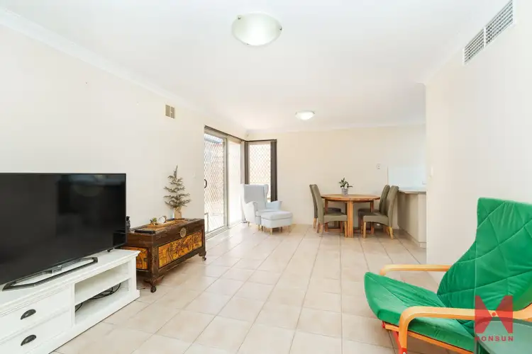 1/170-174 Hillview Terrace, Bentley WA 6102