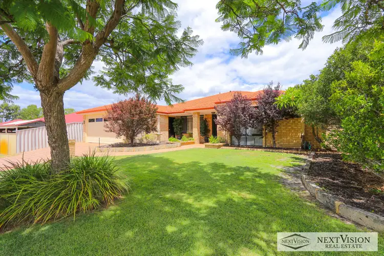 10 Minyon Circuit, Atwell WA 6164