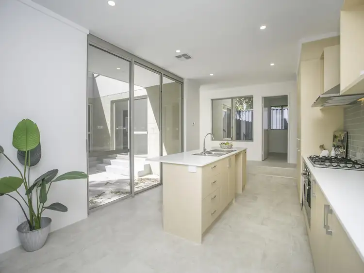 Sixth view of Homely house listing, 31a Snook Crescent, Hilton WA 6163