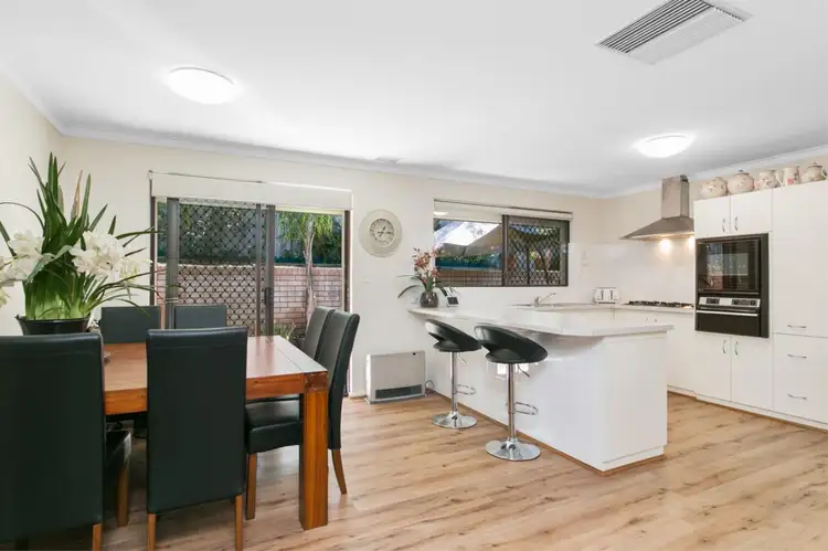 3/13 Yeovil Crescent, Bicton WA 6157
