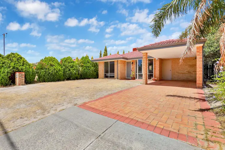 2/92 Wilfred Road, Thornlie WA 6108